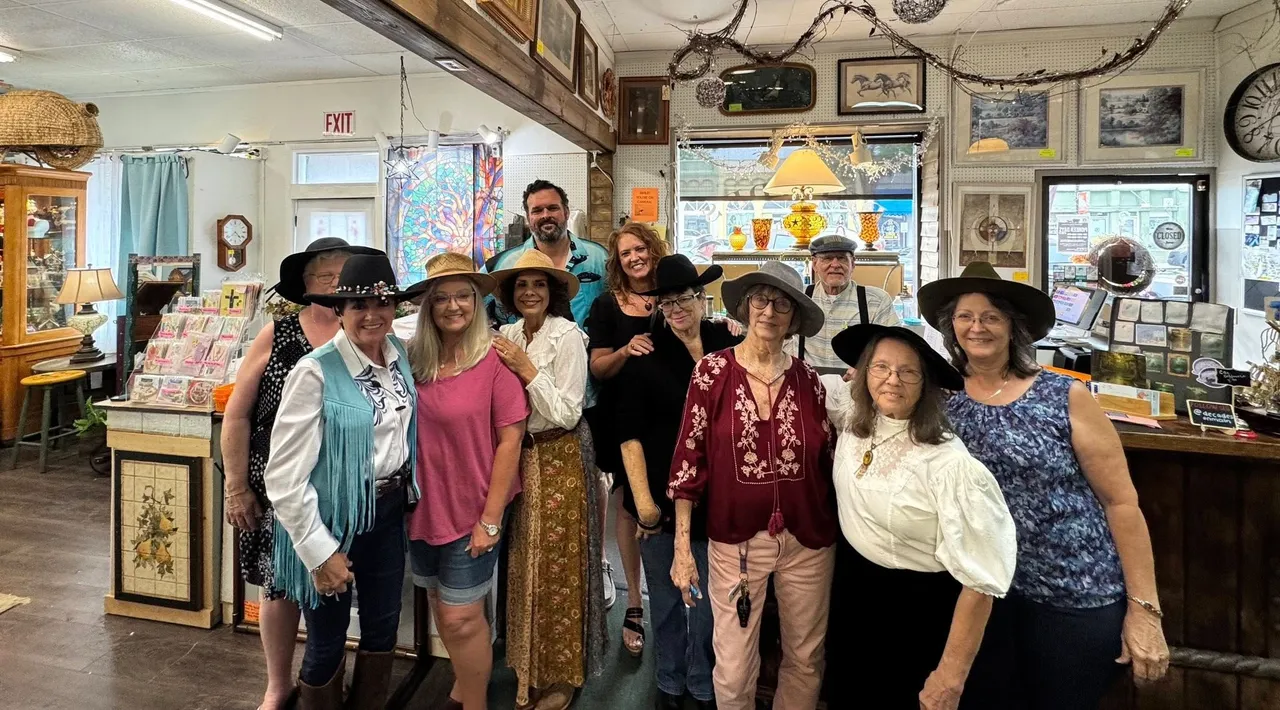 The dealers of Decades on Main